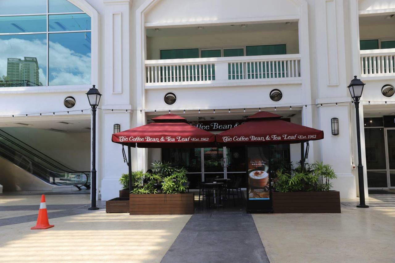 The Straits Quay Marina By Messina Clive Apartment George Town Ngoại thất bức ảnh