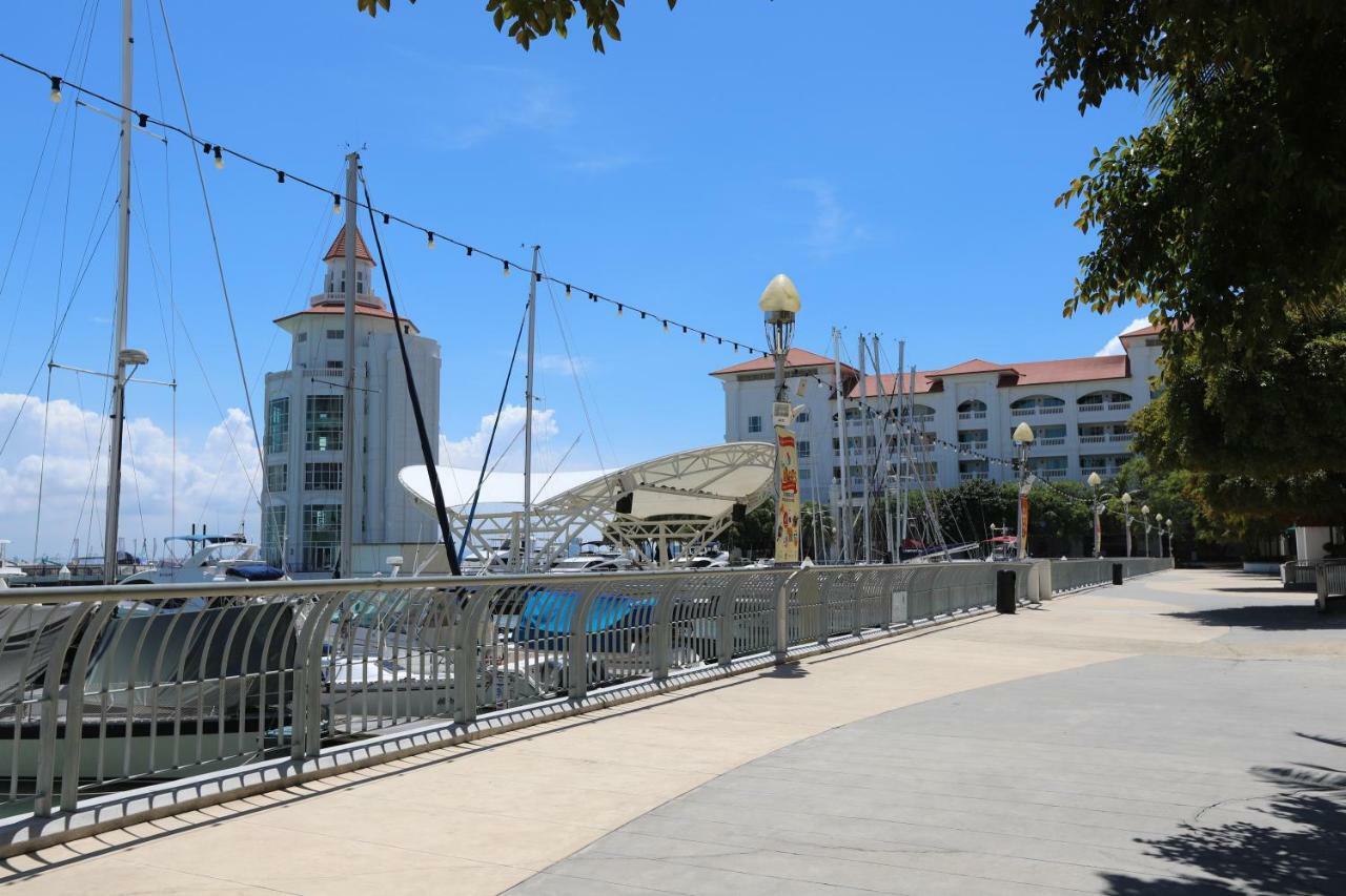 The Straits Quay Marina By Messina Clive Apartment George Town Ngoại thất bức ảnh
