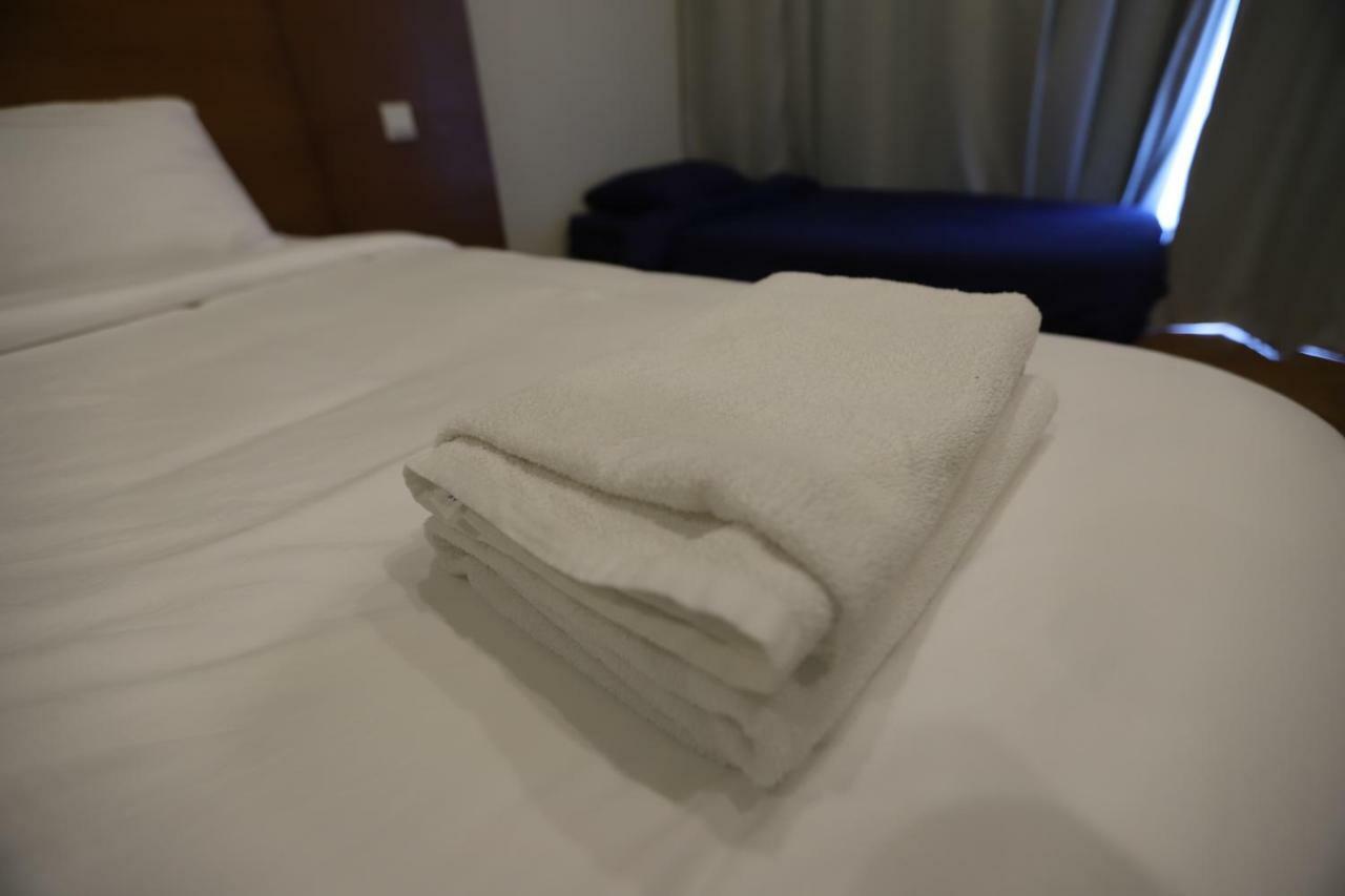 The Straits Quay Marina By Messina Clive Apartment George Town Ngoại thất bức ảnh