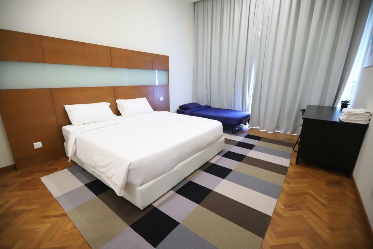 The Straits Quay Marina By Messina Clive Apartment George Town Ngoại thất bức ảnh