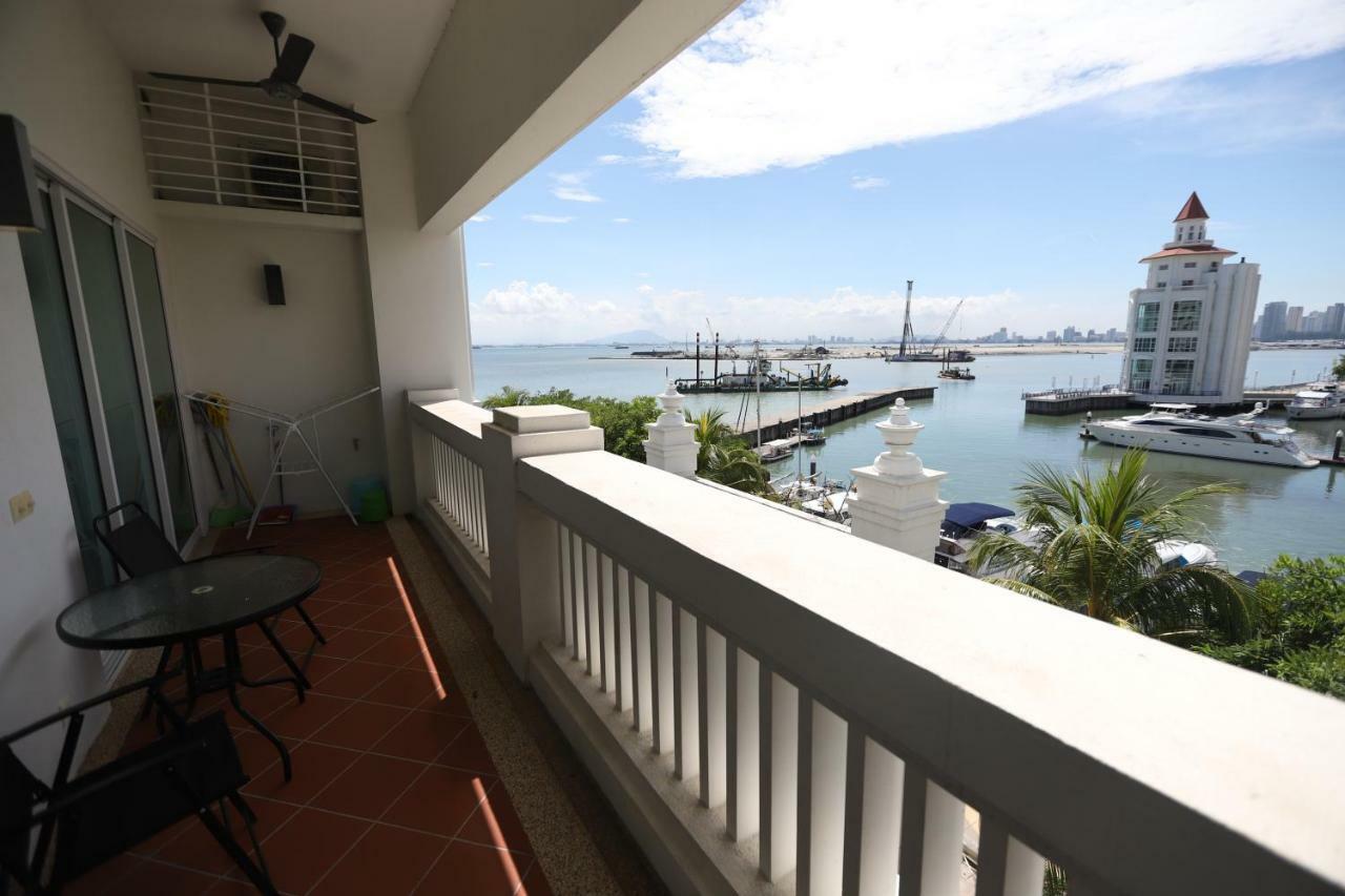 The Straits Quay Marina By Messina Clive Apartment George Town Ngoại thất bức ảnh