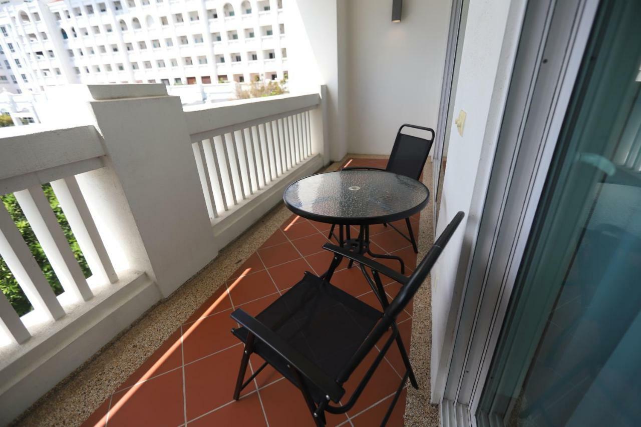 The Straits Quay Marina By Messina Clive Apartment George Town Ngoại thất bức ảnh