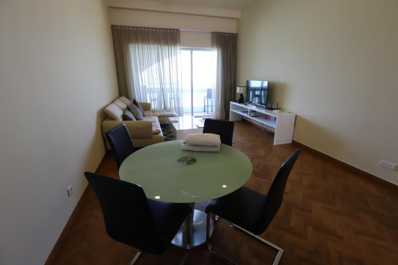 The Straits Quay Marina By Messina Clive Apartment George Town Ngoại thất bức ảnh