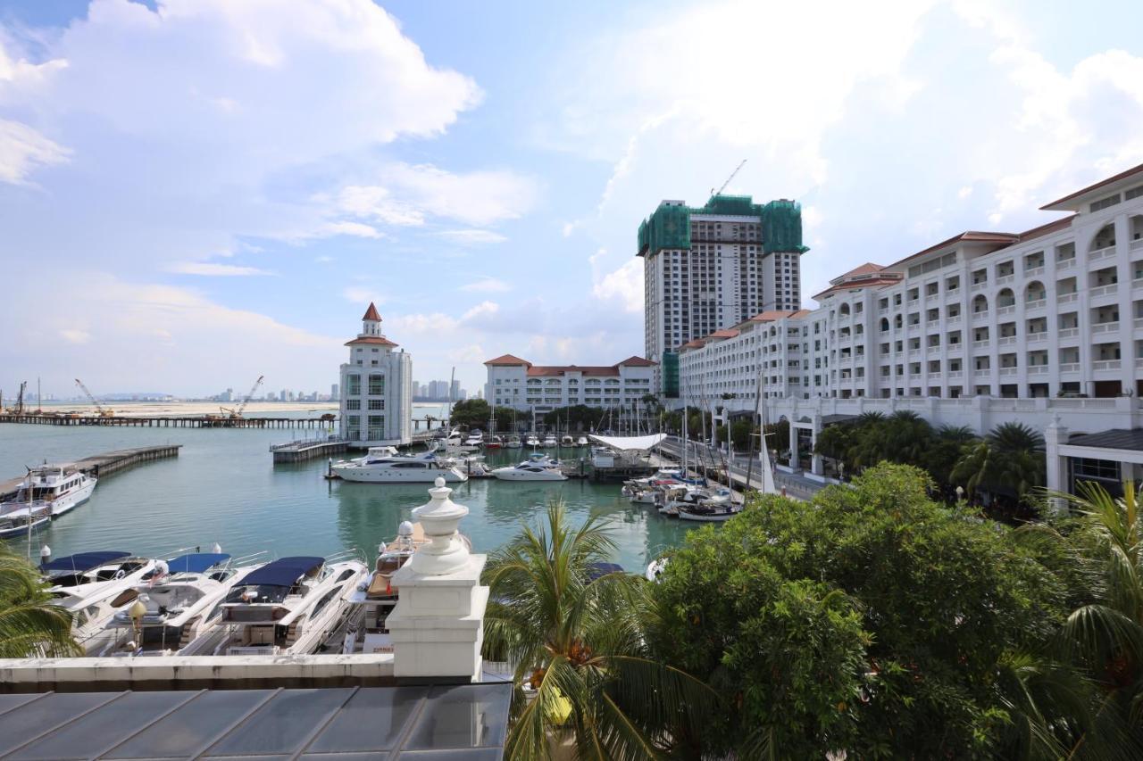 The Straits Quay Marina By Messina Clive Apartment George Town Ngoại thất bức ảnh